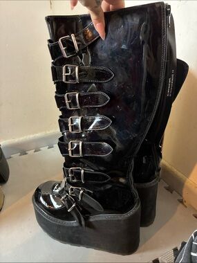 Demonia swing-185 Women’s Black Patent Platform Buckle Boots